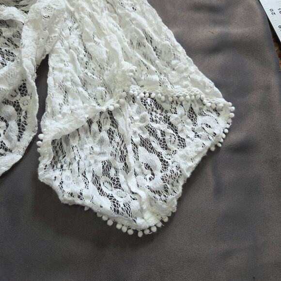 Abercrombie & Fitch woman's lacy top blouse size XS - Picture 7 of 9